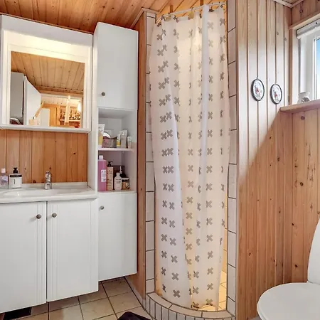 Feriehus 3 Bedroom Beautiful In