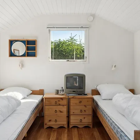 3 Bedroom Beautiful In Struer